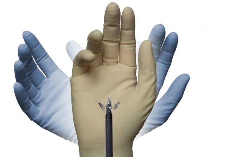ヒトの手以上の器用さと可動域を持つEndoWrist®インストゥルメント（鉗子）